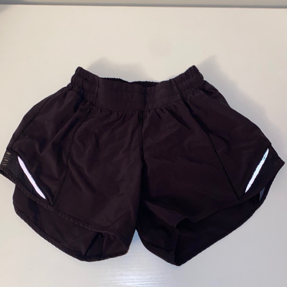Lululemon Hotty hot shorts 4 inch inseam